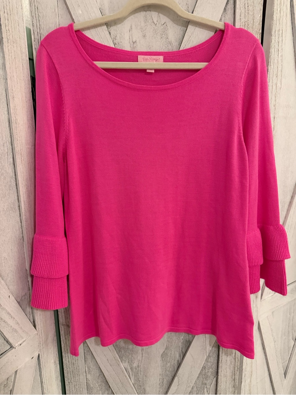 Lilly Pulitzer Hot Pink Ruffled-Sleeve Knit sweater! 158 dollar retail- like new